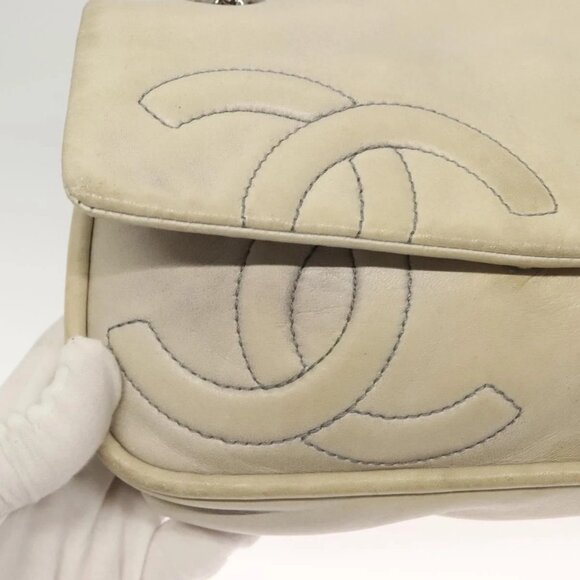 CHANEL Chain Shoulder Bag Lamb Skin Ivory Silver CC Auth 134523 - Picture 12 of 16